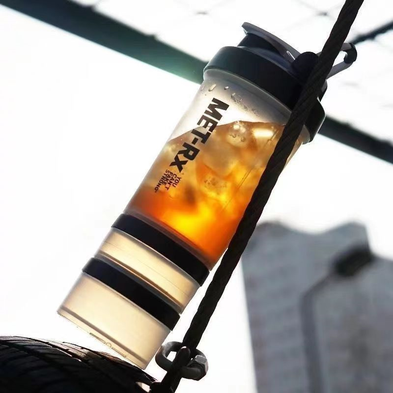 Coctelera de proteínas de alta - Protein Bar reseña y precio